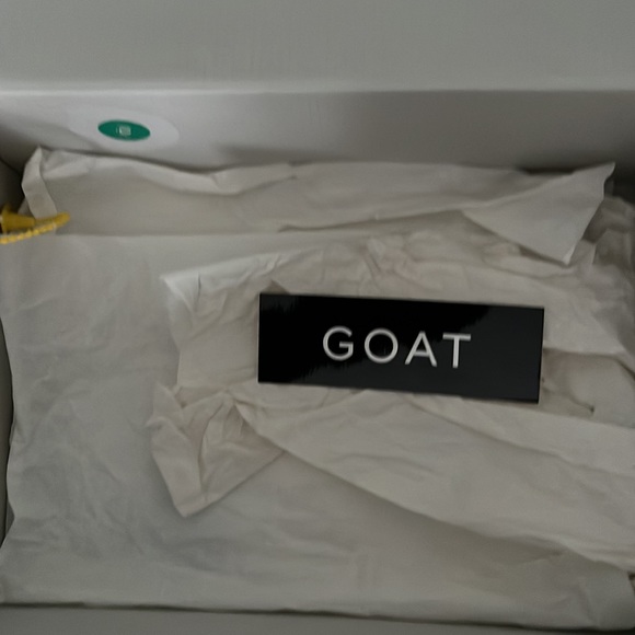 Great shoe comfortable great material like new 2022 Kyrie Infinity EP 'Floral - Picture 7 of 7